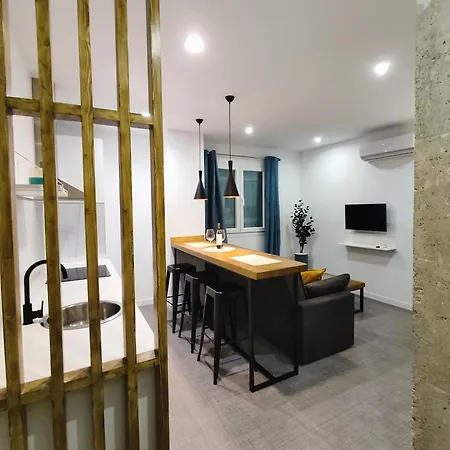 Ferola Homes Ap3 *